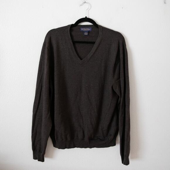 Brooks Brothers Fine Merino Wool V-Neck Sweater - Picture 1 of 3